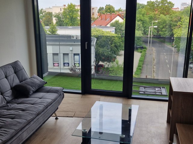 Kiadó téglalakás, albérlet, Debrecenben, Egyetem sugárúton