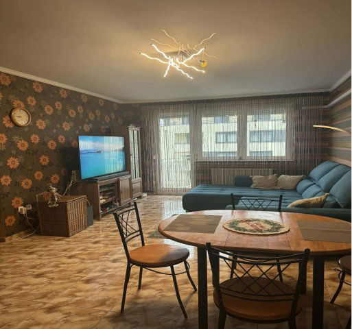 Eladó téglalakás, Debrecenben 84 M Ft, 4 szobás