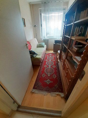 Eladó panellakás, Székesfehérvárott 59.9 M Ft, 3+1 szobás