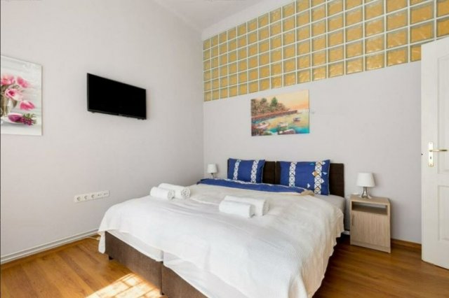 Kiadó téglalakás, albérlet, VI. kerületben, Király utcában