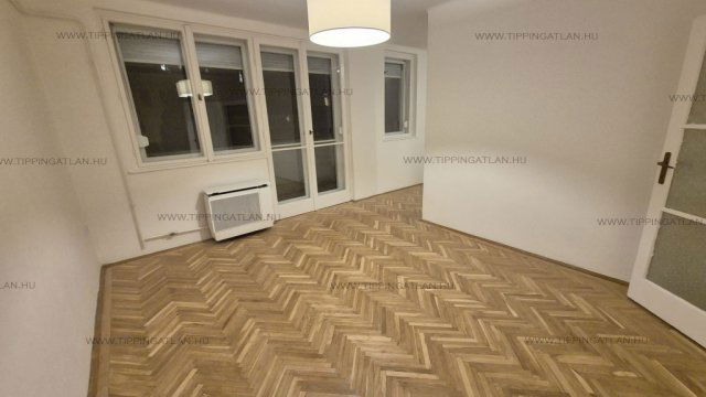 Eladó téglalakás, Budapesten, I. kerületben, Mihály utcában