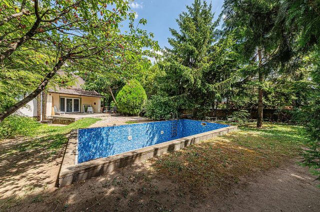 Eladó családi ház, Szentendrén 82.9 M Ft, 4 szobás