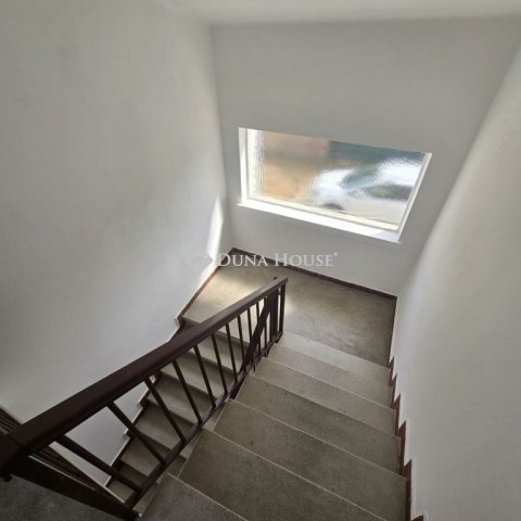 Eladó ikerház, Gödöllőn 224 M Ft, 7 szobás