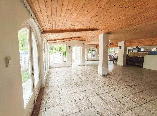 Eladó családi ház, Balatonalmádiban 85 M Ft, 3+1 szobás