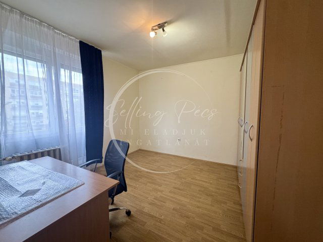 Eladó panellakás, Pécsett 47 M Ft, 2 szobás