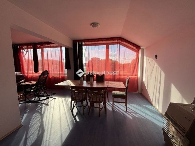 Eladó ipari ingatlan, Esztergomban 780 M Ft / költözzbe.hu