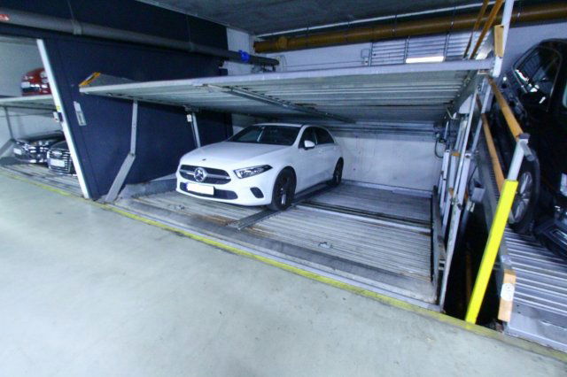 Eladó garázs, Budapesten, II. kerületben, Lajos utcában 4.2 M Ft