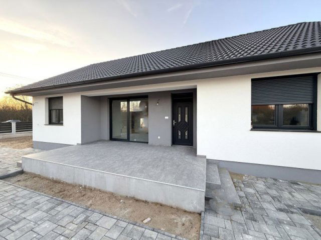 Eladó családi ház, Dabason 92.5 M Ft, 3 szobás