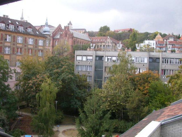 Kiadó téglalakás, albérlet, Budapesten, I. kerületben, 4 szobás