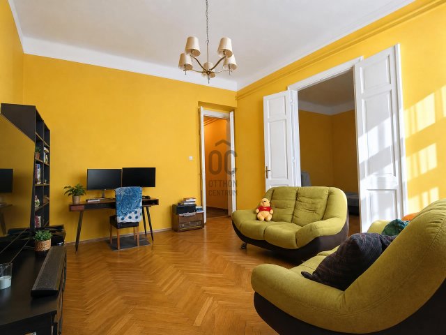 Eladó téglalakás, Budapesten, VI. kerületben 96.9 M Ft, 2 szobás