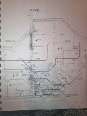 Eladó családi ház, Solymáron 249.9 M Ft, 6 szobás
