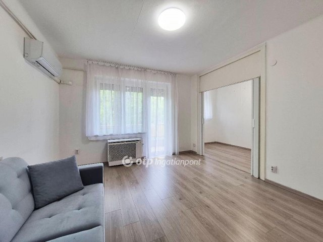 Eladó téglalakás, Budapesten, XXI. kerületben 48.9 M Ft