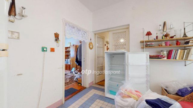 Eladó családi ház, Alsóvadászon 16 M Ft, 2+1 szobás