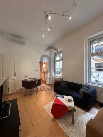 Eladó téglalakás, Budapesten, VI. kerületben 109.9 M Ft