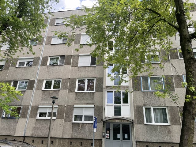 Kiadó panellakás, albérlet, Miskolcon, Aba utcában 110 E Ft / hó