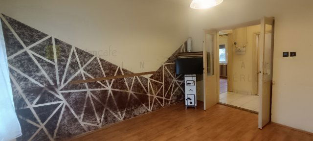 Eladó családi ház, Deszken 64.99 M Ft, 3 szobás