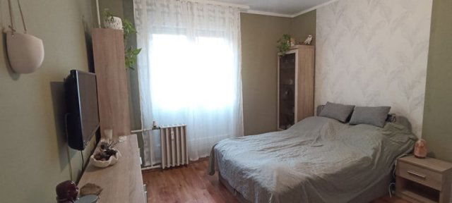 Eladó panellakás, Pécsett, Nagy Ferenc téren 41.9 M Ft, 2 szobás