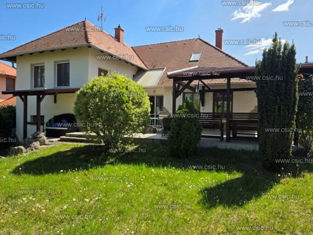 Eladó családi ház, Pomázon 199 M Ft, 4 szobás