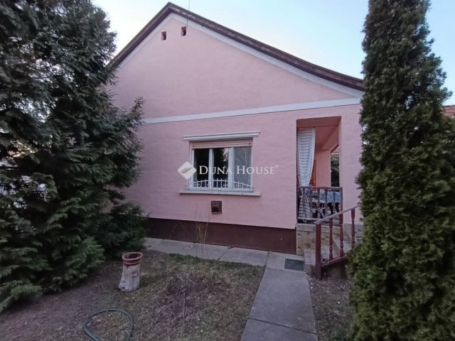 Eladó családi ház, Lajosmizsén 67.9 M Ft, 3 szobás