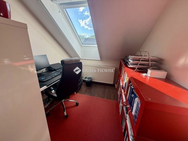 Eladó családi ház, Debrecenben 164.9 M Ft, 1 szobás