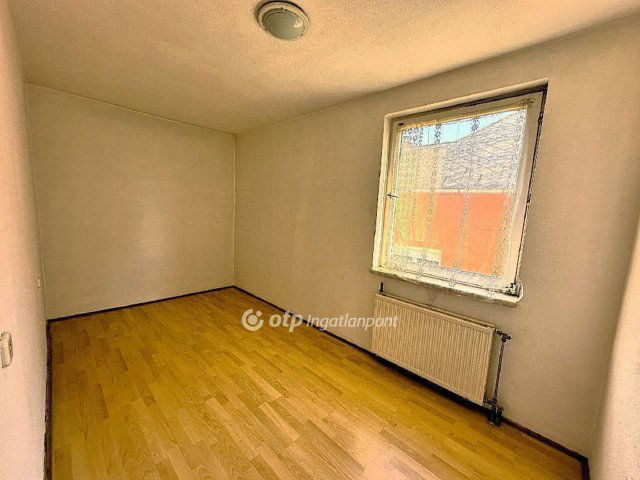 Eladó családi ház, Érden 109.9 M Ft, 7 szobás