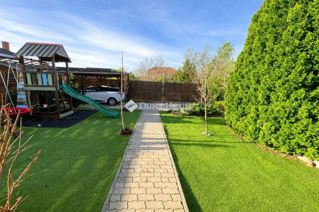 Eladó téglalakás, Gyömrőn 99.9 M Ft, 4 szobás