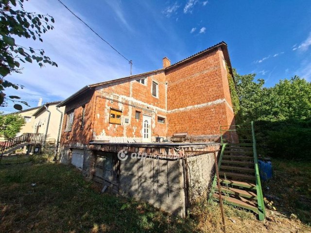 Eladó családi ház, Törökbálinton 79.9 M Ft, 4 szobás