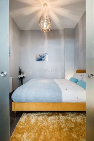 Eladó téglalakás, Budapesten, V. kerületben 113 M Ft, 1 szobás