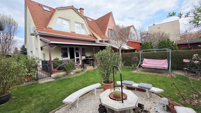 Eladó sorház, Debrecenben 159 M Ft, 5 szobás