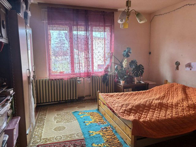 Eladó családi ház, Bajnán 44.9 M Ft, 3 szobás