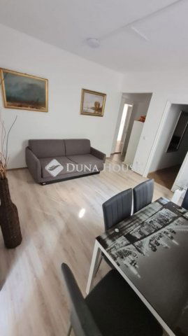 Eladó téglalakás, Budapesten, VI. kerületben 222 M Ft, 3 szobás