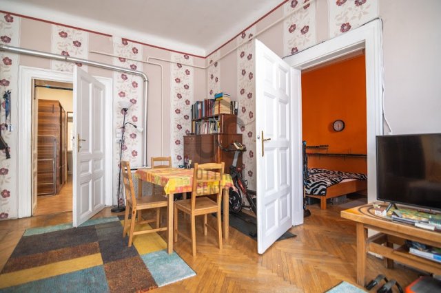 Eladó téglalakás, Budapesten, VI. kerületben 93.5 M Ft, 3 szobás
