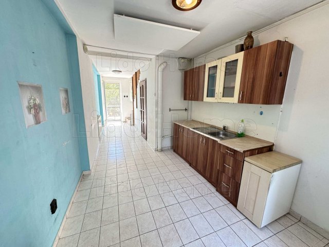 Kiadó téglalakás, albérlet, Győrött 130 E Ft / hó, 2 szobás