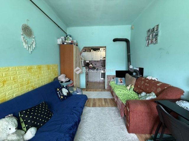 Eladó téglalakás, Monoron 90 M Ft, 7 szobás