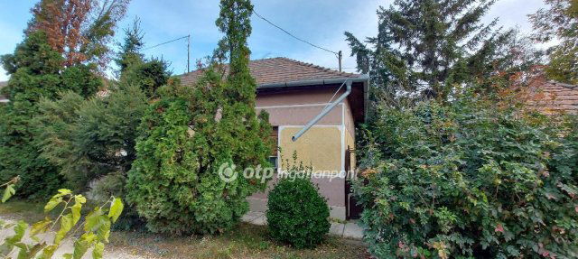 Eladó családi ház, Kunszentmártonban 17.999 M Ft, 2+1 szobás