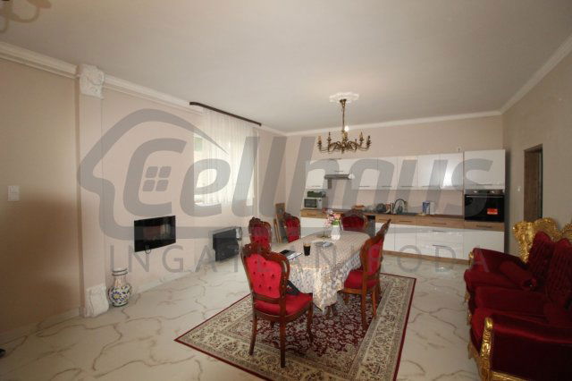 Eladó családi ház, Adorjánházán 26.99 M Ft, 2 szobás