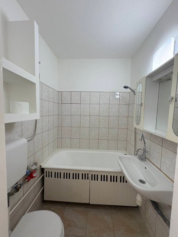 Kiadó téglalakás, albérlet, Miskolcon 110 E Ft / hó, 1+1 szobás