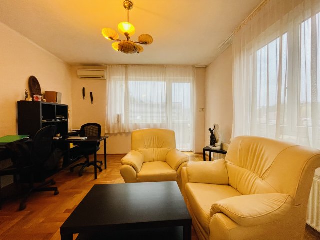 Eladó családi ház, Ürömön 104 M Ft, 5+1 szobás