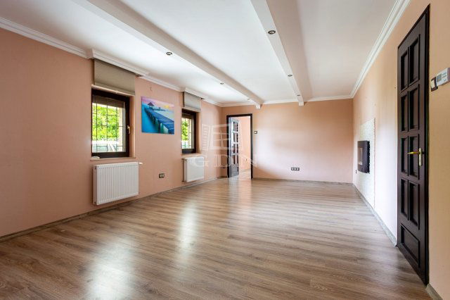 Eladó téglalakás, Budapesten, III. kerületben 74 M Ft, 2 szobás