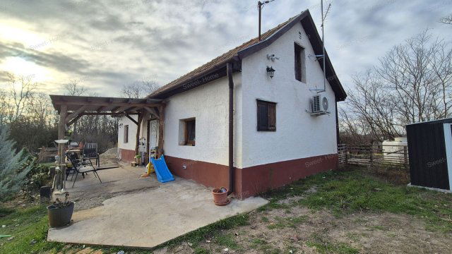 Eladó családi ház, Jakabszálláson 27.9 M Ft, 2 szobás