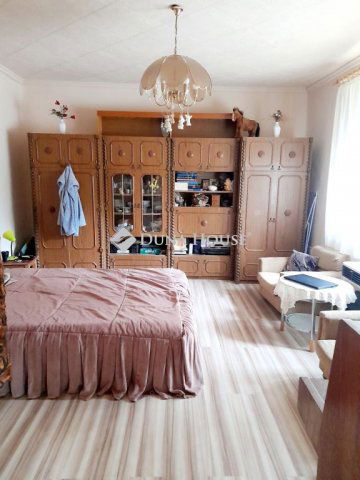 Eladó családi ház, Szegeden 69 M Ft, 2 szobás