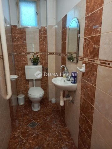 Eladó családi ház, Gödöllőn 152 M Ft, 3+2 szobás