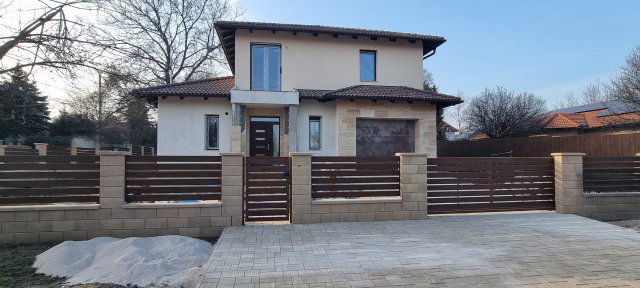 Eladó családi ház, Érden 209 M Ft, 5 szobás