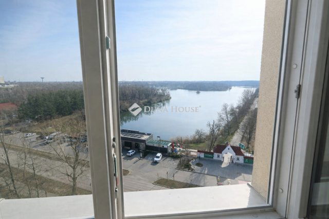 Eladó panellakás, Kecskeméten 44.9 M Ft, 2 szobás