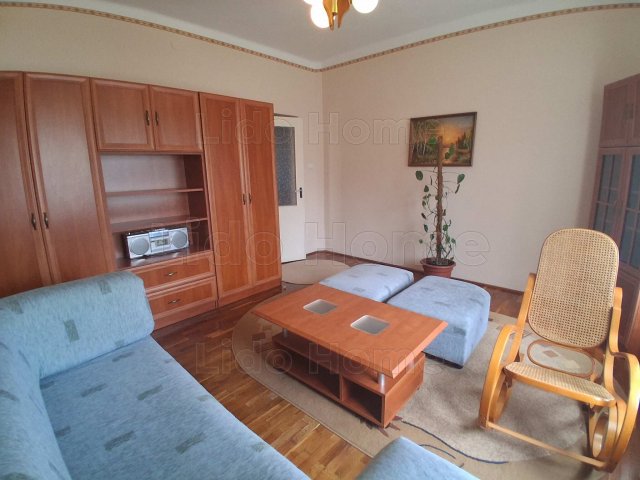 Eladó családi ház, Dombóváron 42 M Ft, 4 szobás