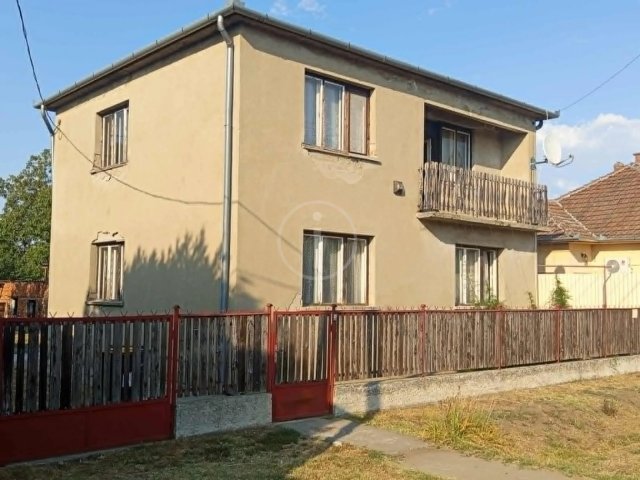 Eladó családi ház, Szajolon 28.9 M Ft, 3+1 szobás