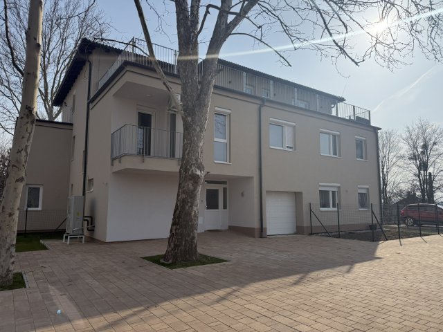 Kiadó téglalakás, albérlet, Tatabányán 250 E Ft / hó