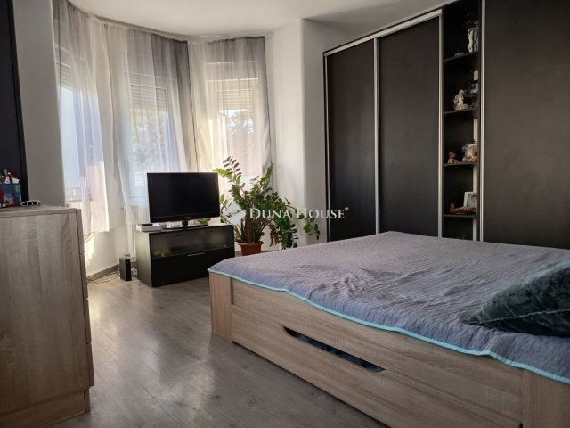 Eladó családi ház, Budapesten, XVIII. kerületben 134.9 M Ft