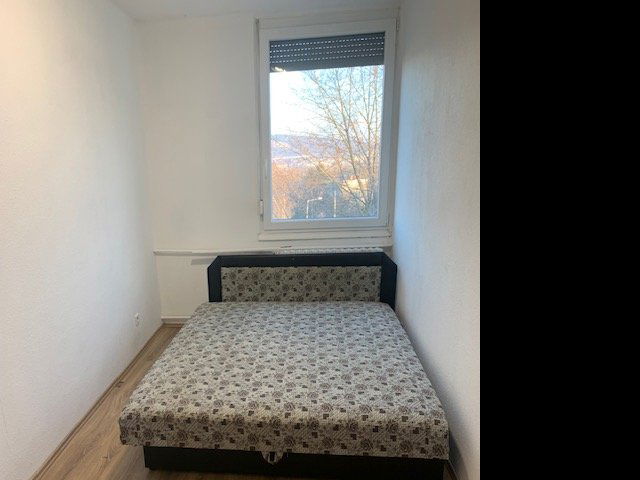 Kiadó téglalakás, albérlet, Tatabányán 150 E Ft / hó