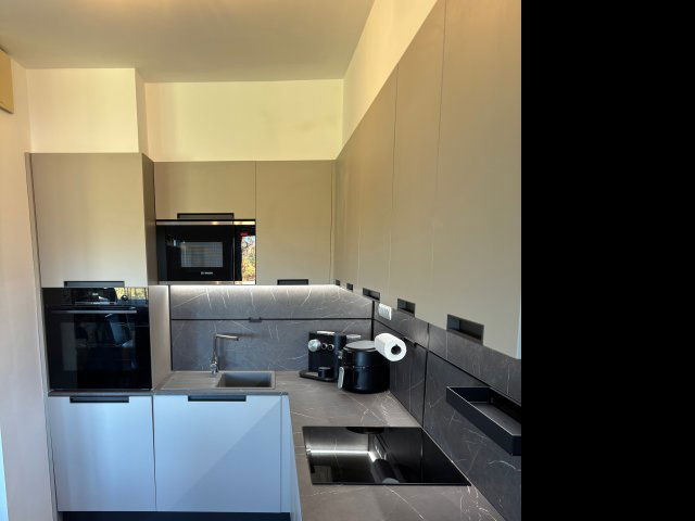 Eladó téglalakás, Szegeden, Fülemüle utcában 105 M Ft